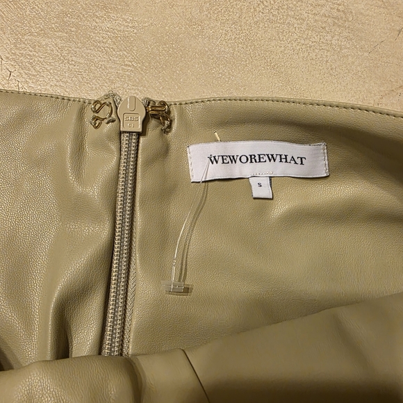 VIRAL WeWoreWhat Pleated Buckle Skort ✨size S - Picture 6 of 10